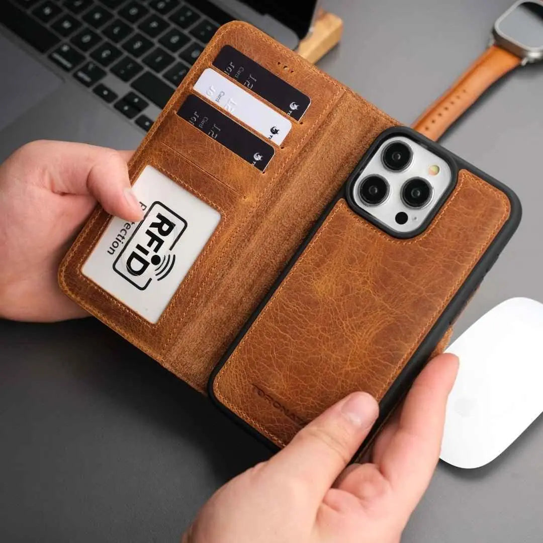 Casper iPhone 17 Pro Leather Wallet Case – MagSafe Compatible